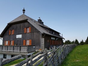 Roseggerhaus Pretul_from outside_Eastern Styria | © Tourismusverband Oststeiermark